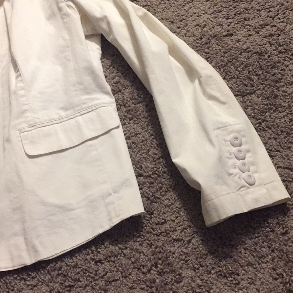 White Madison & Max Jacket Size Medium - Picture 3 of 4